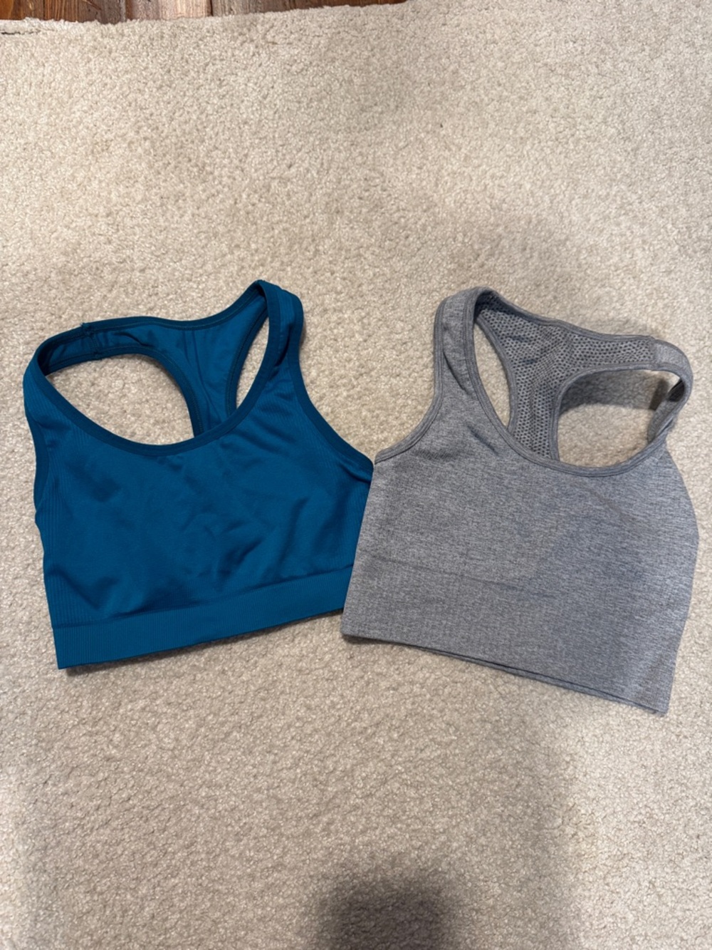 Set of Two Racerback Sports Bras - Teal & Gray